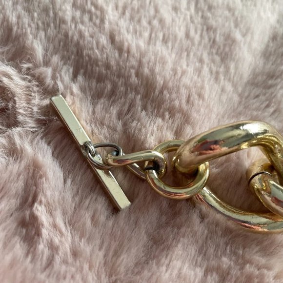 Beautiful Large Gold Chain Link Bracelet - Picture 5 of 6